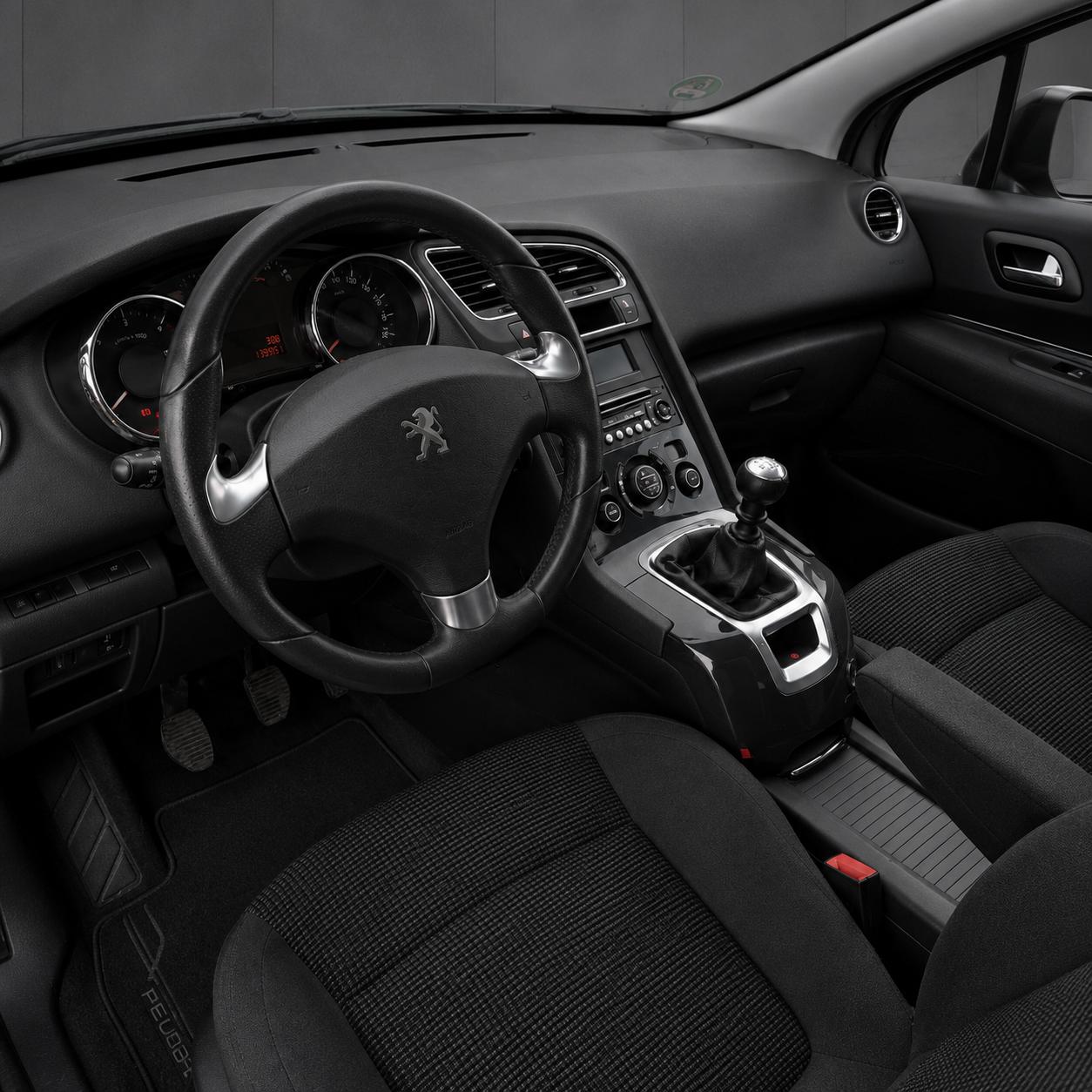 Peugeot 5008 1.6 BlueHDi Style 120 CV 7 Plazas - Imagen 7