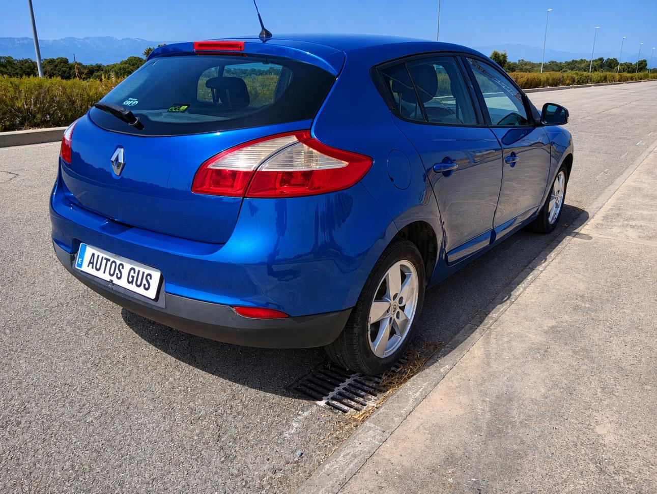 Renault Mégane 1.5 dCi - 2009 - Imagen 4