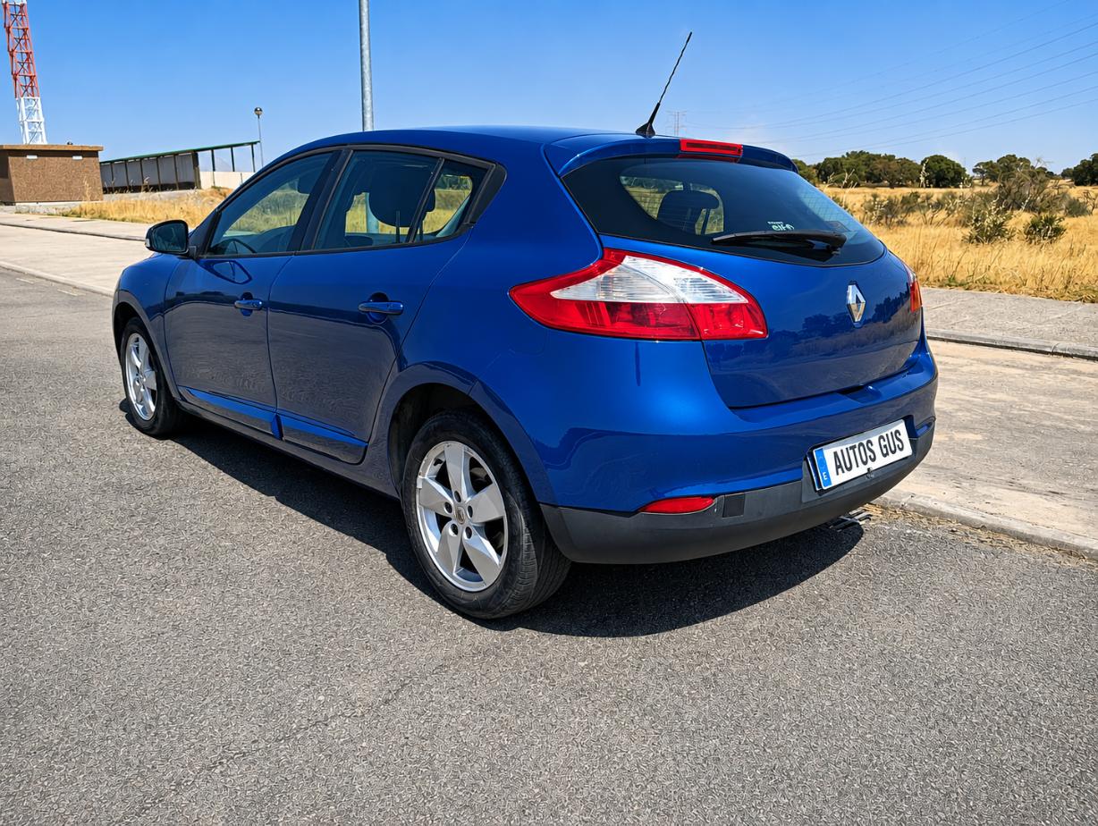 Renault Mégane 1.5 dCi - 2009 - Imagen 7