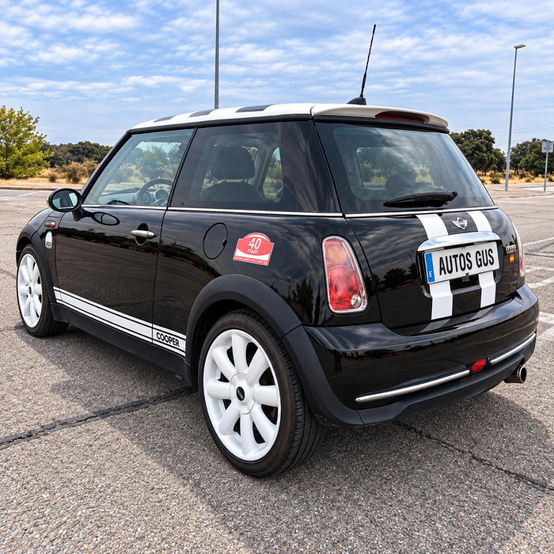 MINI Cooper 1.6i 115 CV - Imagen 10